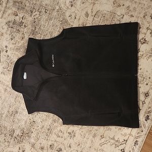 Large Columbia Vest